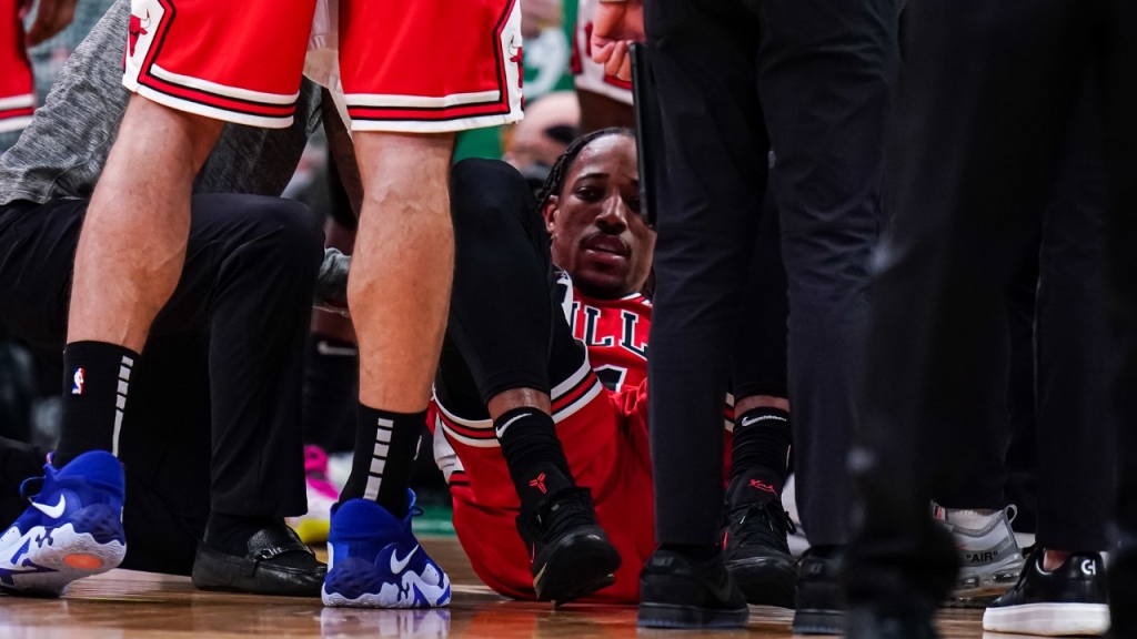 DeMar DeRozan Strains His Quad; What Does This Mean for the Bulls?
